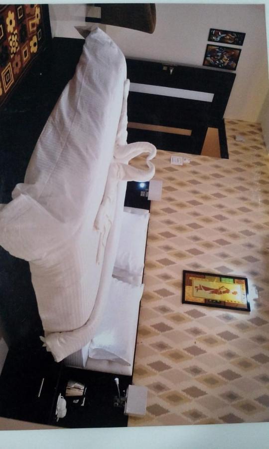 Hotel Bellevue , قاليور المظهر الخارجي الصورة